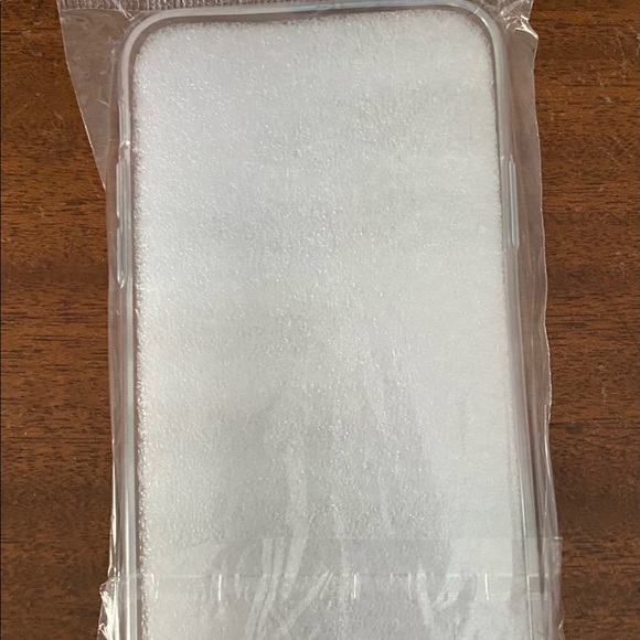 Apple iPhone 11 soft case 🌻 - Picture 2 of 3